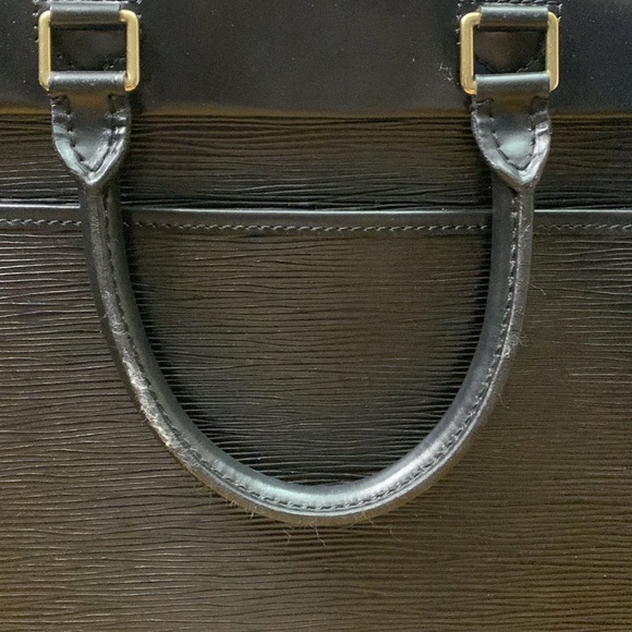 Louis Vuitton Riveria Epi Leather Black Structured Business Handle Bag - FLAWS - Picture 3 of 15